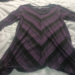 Stylish Women's Chevron Blouse in Purple and Black